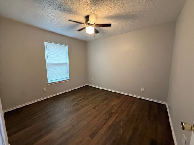 3015 Flask Drive, Dallas, TX 75241