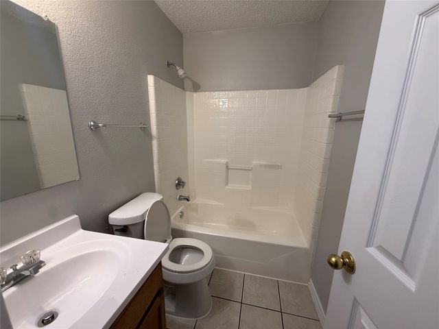 3015 Flask Drive, Dallas, TX 75241