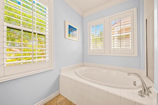 2669 Paradise Road, Carlsbad, CA 92009
