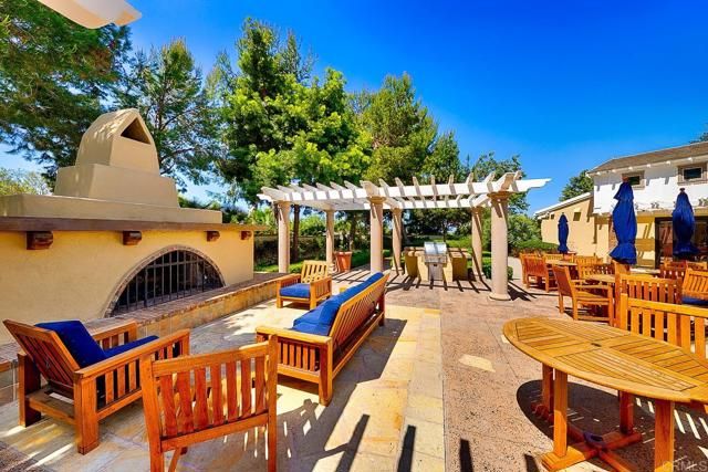 2669 Paradise Road, Carlsbad, CA 92009
