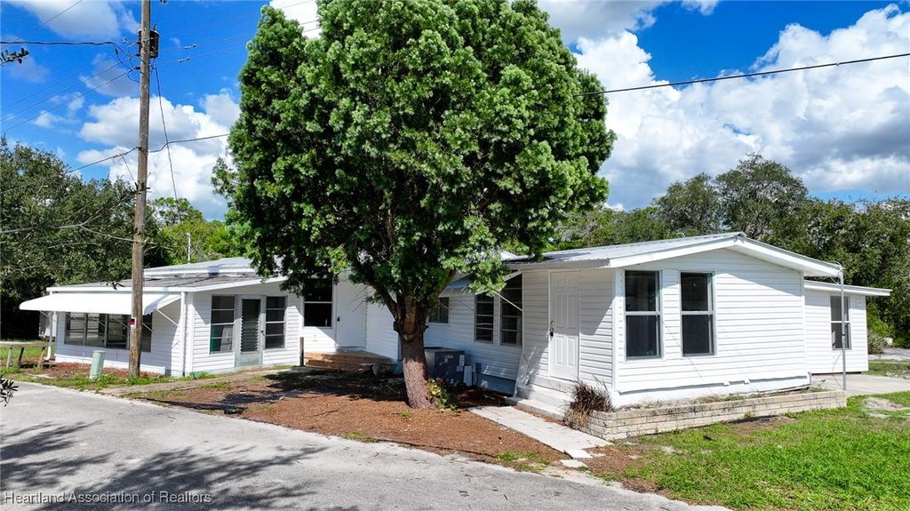 3245 Redwater Drive, Avon Park, FL 33825