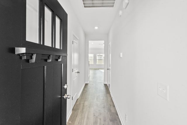 311 Neartop Ln, Murfreesboro, TN 37128