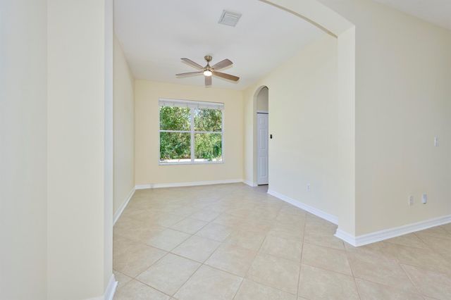 9086 107th Court, Vero Beach, FL 32967