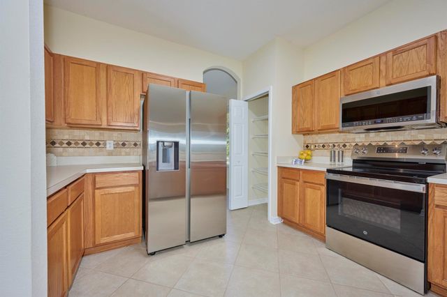 9086 107th Court, Vero Beach, FL 32967