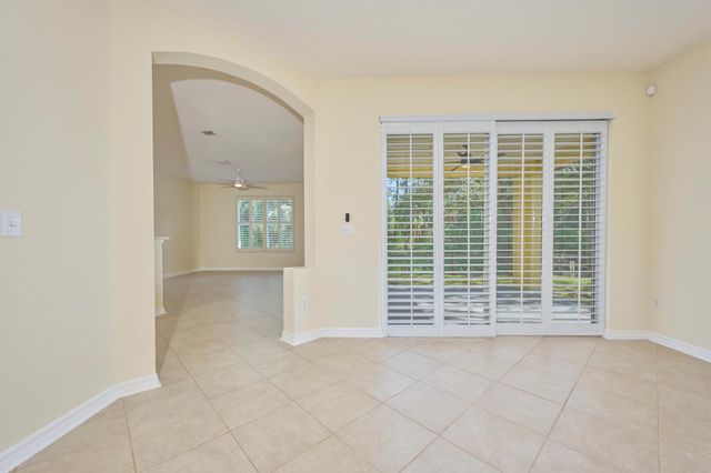 9086 107th Court, Vero Beach, FL 32967