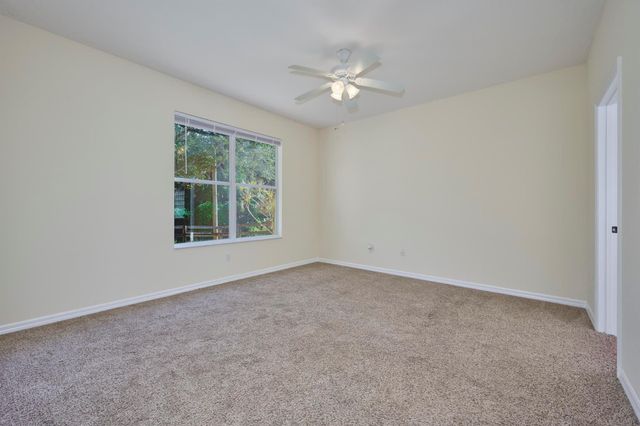 9086 107th Court, Vero Beach, FL 32967