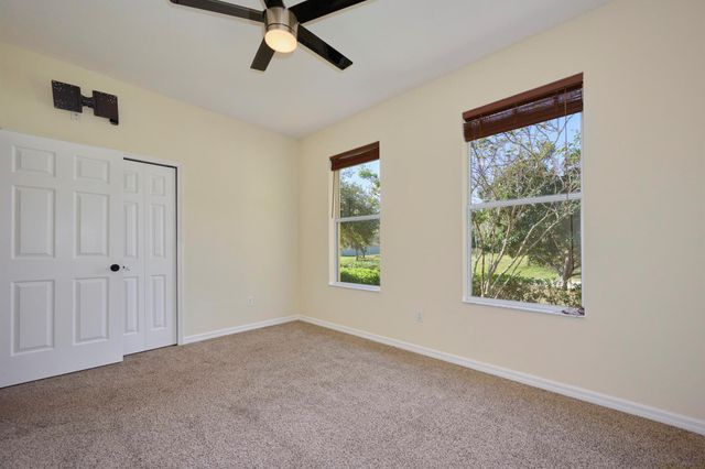 9086 107th Court, Vero Beach, FL 32967