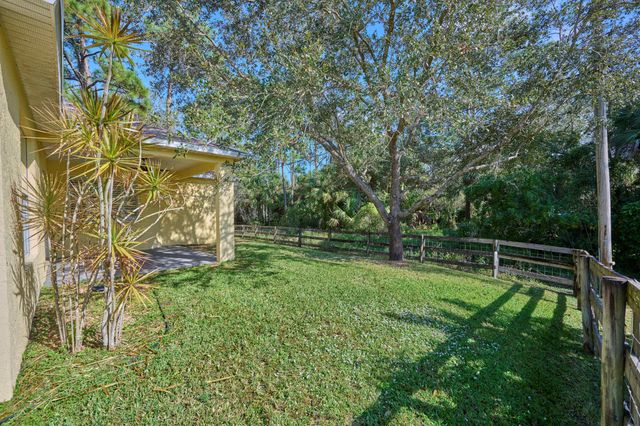 9086 107th Court, Vero Beach, FL 32967