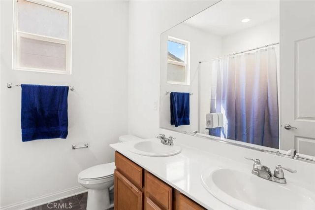 34293 Bloomington Drive, Murrieta, CA 92563