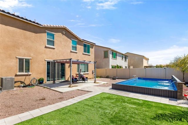 34293 Bloomington Drive, Murrieta, CA 92563