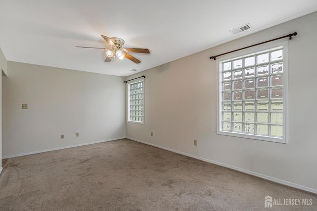 18 Robinson Street, New Brunswick, NJ 08901