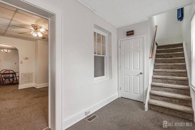 18 Robinson Street, New Brunswick, NJ 08901