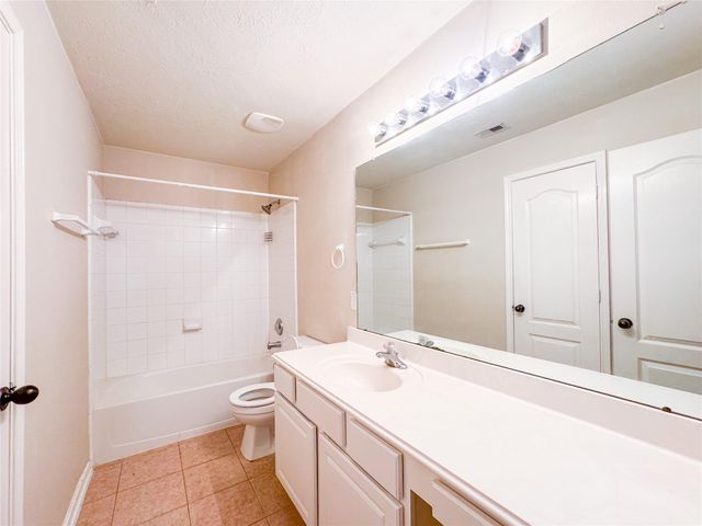 2815 Town Gate Court, Missouri City, TX 77459