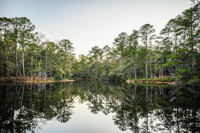 19 Middleton Oaks Road, Charleston, SC 29414