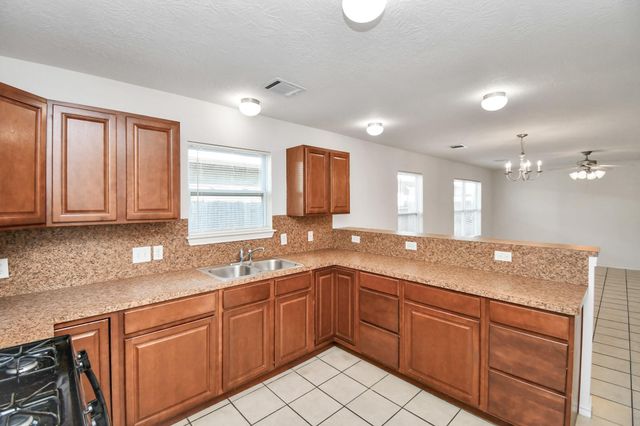 5527 Hamill Ranch Lane, Houston, TX 77066