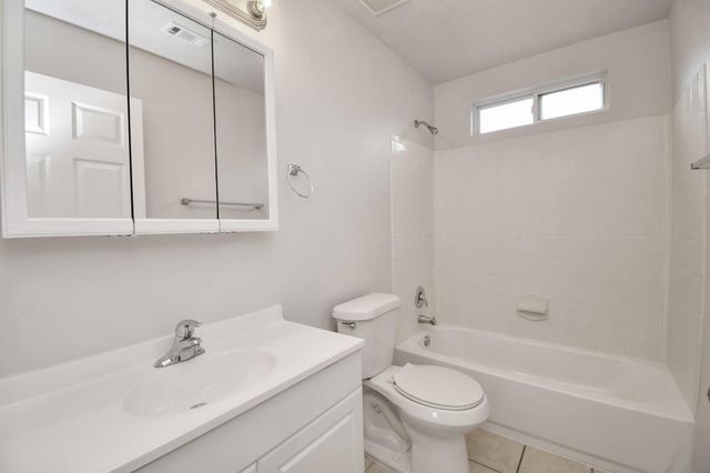 5527 Hamill Ranch Lane, Houston, TX 77066