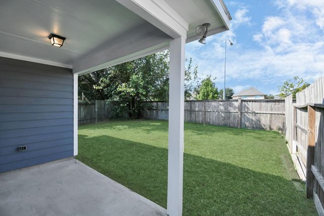 5527 Hamill Ranch Lane, Houston, TX 77066