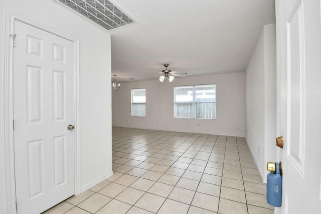 5527 Hamill Ranch Lane, Houston, TX 77066