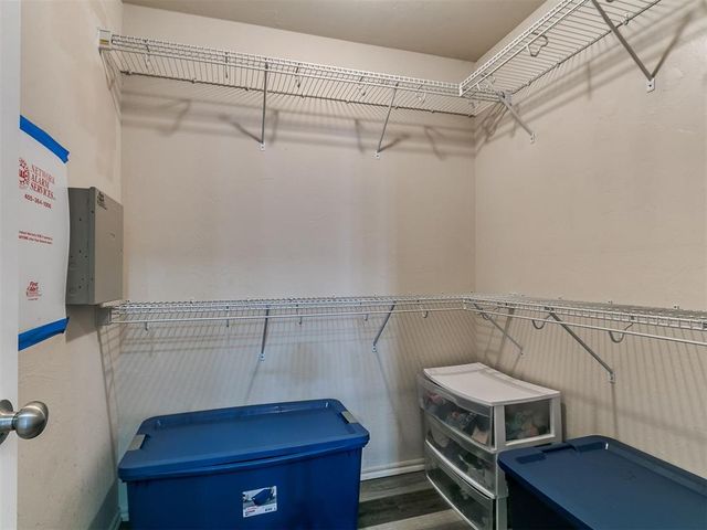 2113 SE 8th Street, Moore, OK 73160