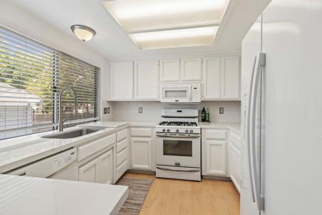 3501 Soda Canyon Dr, Ceres, CA 95307