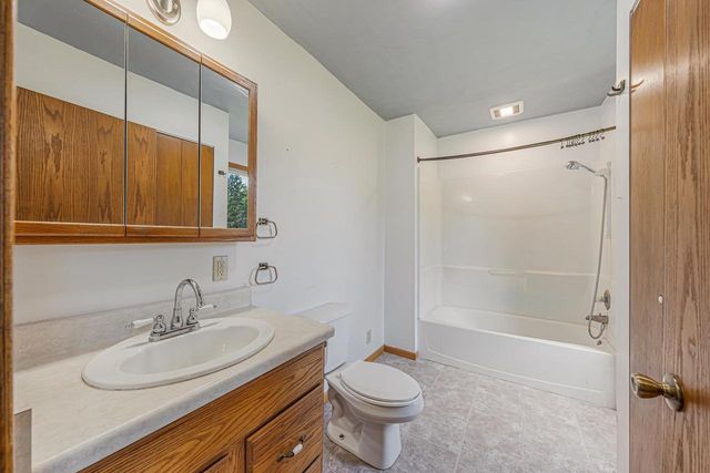 7683 COUNTY ROAD II, Fremont, WI 54940