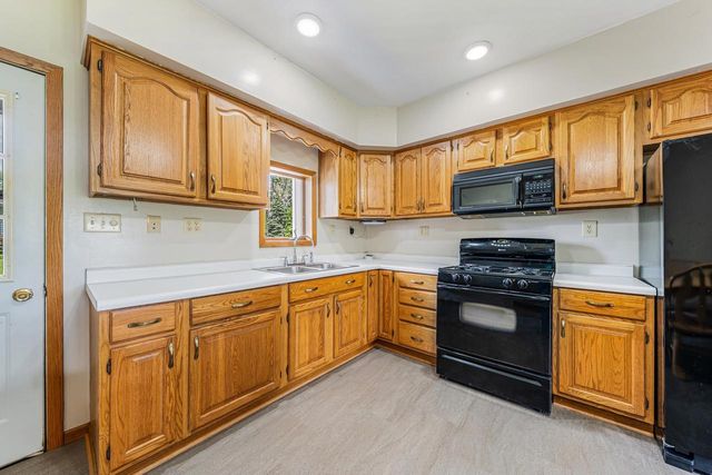 7683 COUNTY ROAD II, Fremont, WI 54940