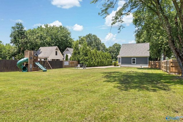 5701 Spring Creek Drive, Guntersville, AL 35976