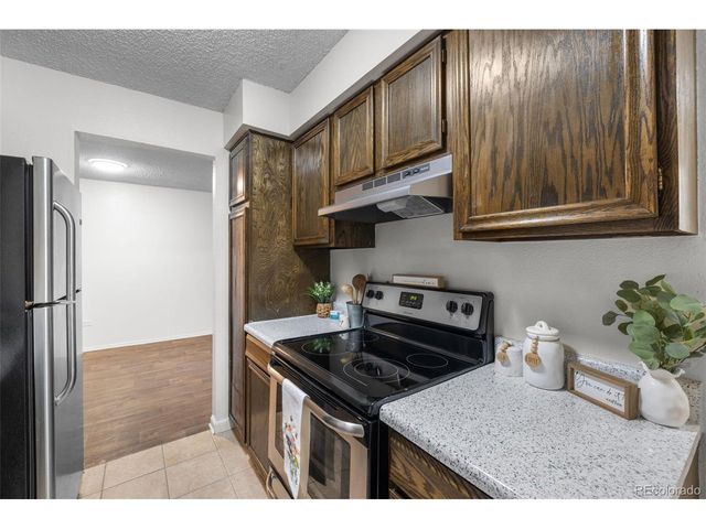 4565 S Lowell Blvd D, Denver, CO 80236