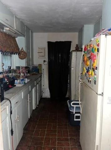 1129 NW 105th St, Miami, FL 33150