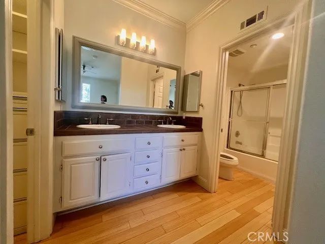 511 Birch Grove, Irvine, CA 92618