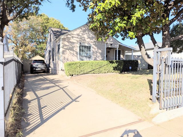3223 ASTER Street, Dallas, TX 75211
