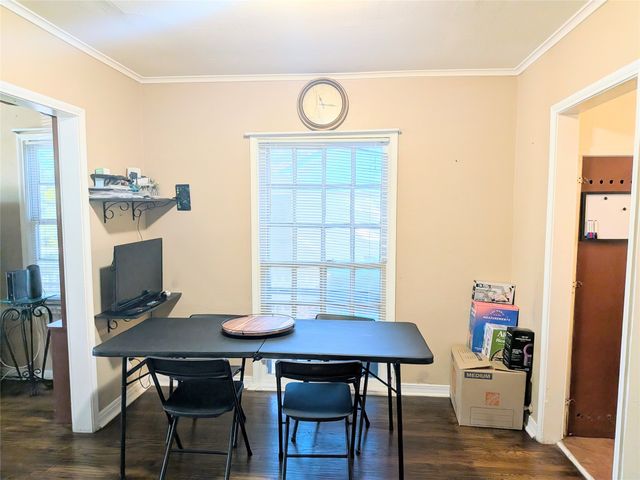 3223 ASTER Street, Dallas, TX 75211