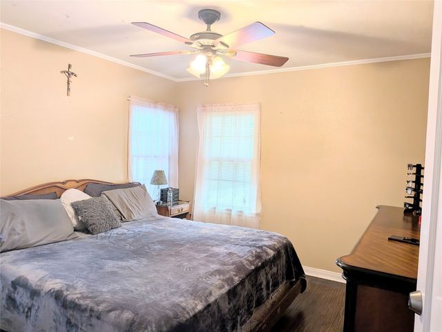 3223 ASTER Street, Dallas, TX 75211