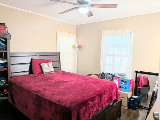 3223 ASTER Street, Dallas, TX 75211