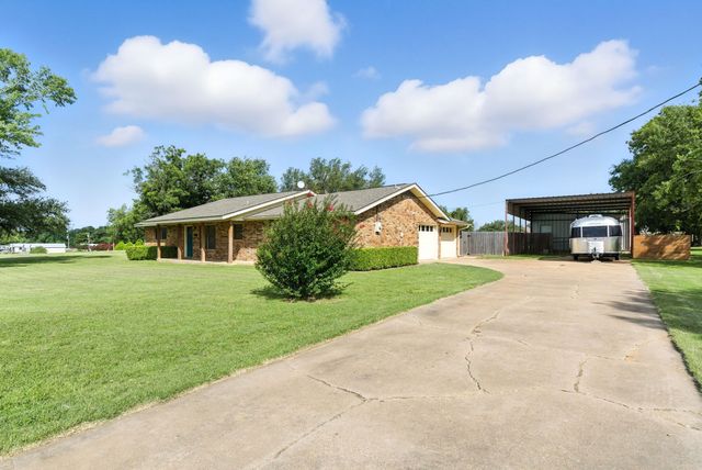 227 County Road 505, Stephenville, TX 76401