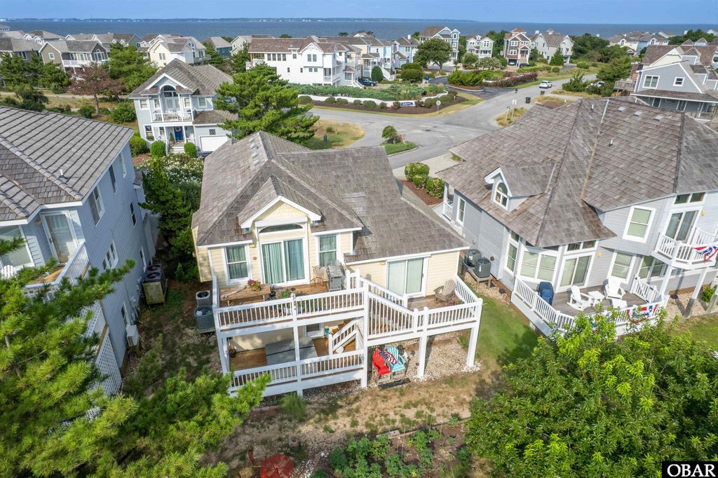 Image 12 of property listing at 5303 W Captains Way, Nags Head, NC 27959