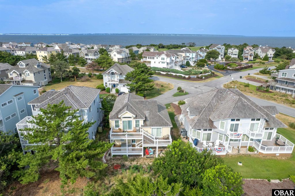 Image 14 of property listing at 5303 W Captains Way, Nags Head, NC 27959