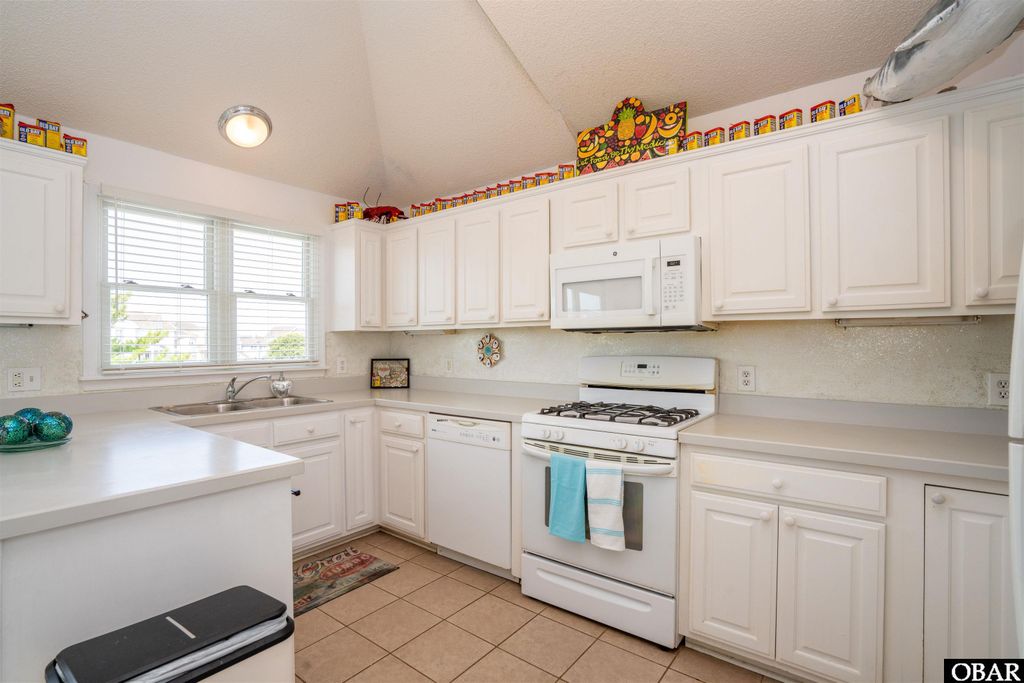 Image 29 of property listing at 5303 W Captains Way, Nags Head, NC 27959