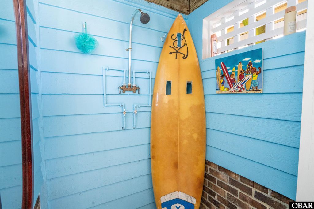 Image 57 of property listing at 5303 W Captains Way, Nags Head, NC 27959