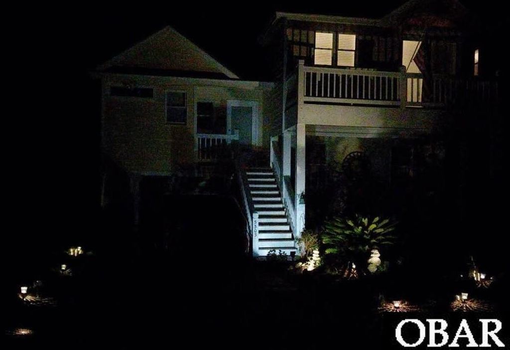 Image 59 of property listing at 5303 W Captains Way, Nags Head, NC 27959