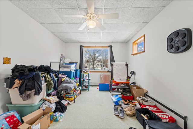 24523 Hayes Avenue, Eastpointe, MI 48021