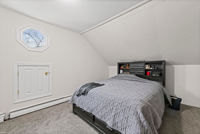 24523 Hayes Avenue, Eastpointe, MI 48021