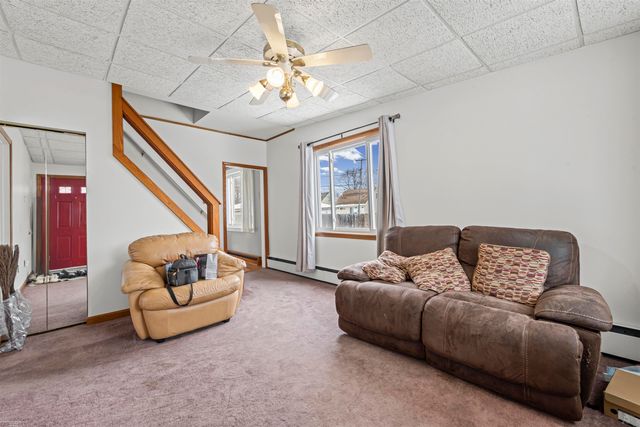 24523 Hayes Avenue, Eastpointe, MI 48021