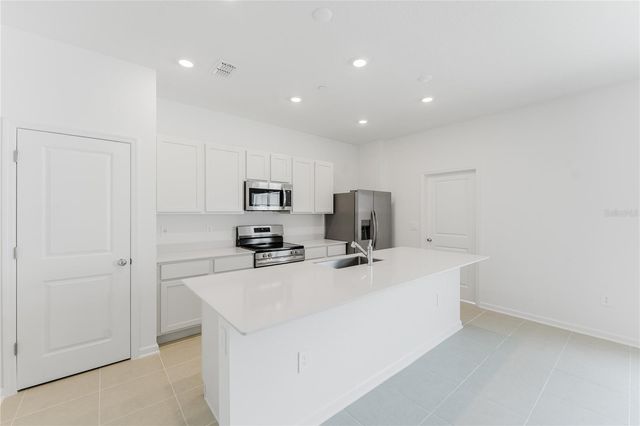 2396 RIDER RAIN LANE, Apopka, FL 32703