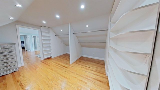 30 Elliott Rd, Barnstable, MA 02632