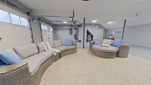 30 Elliott Rd, Barnstable, MA 02632