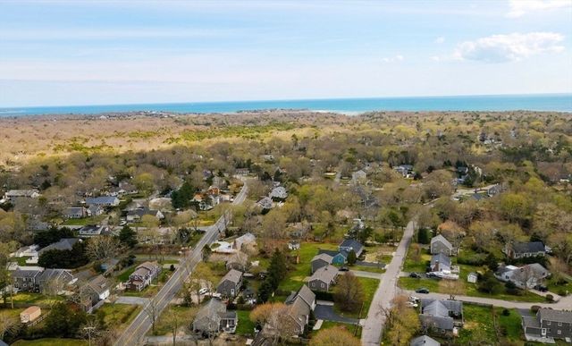 30 Elliott Rd, Barnstable, MA 02632