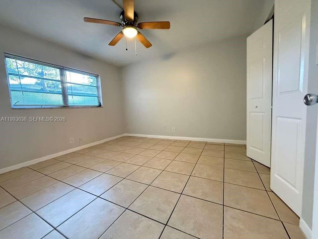 606 S C St 103, Lake Worth, FL 33460