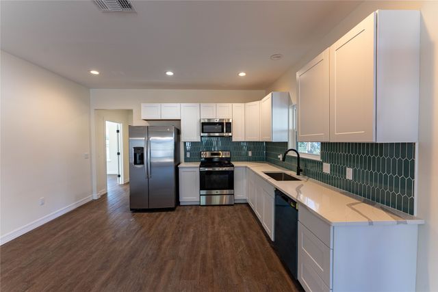 2380 Beverly Drive, Paris, TX 75460