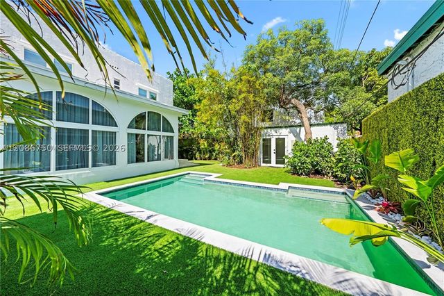 178 NE 45th St, Miami, FL 33137